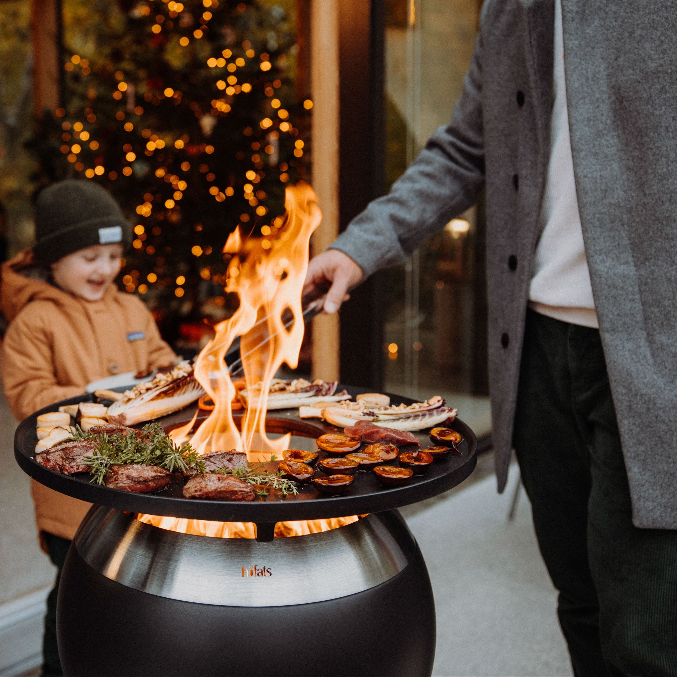 MOON 45 Fire basket with high stand