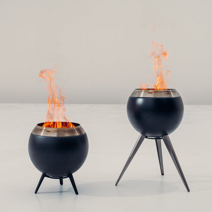 MOON 45 Fire basket with low feet