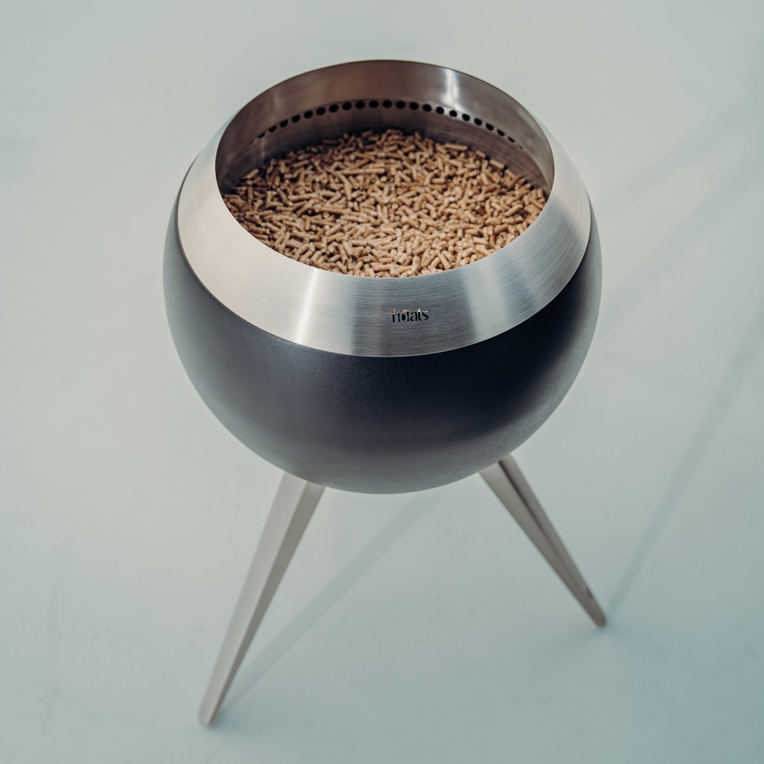 MOON 45 Fire basket with high stand